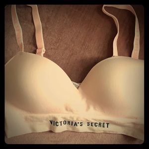 VS bra pink